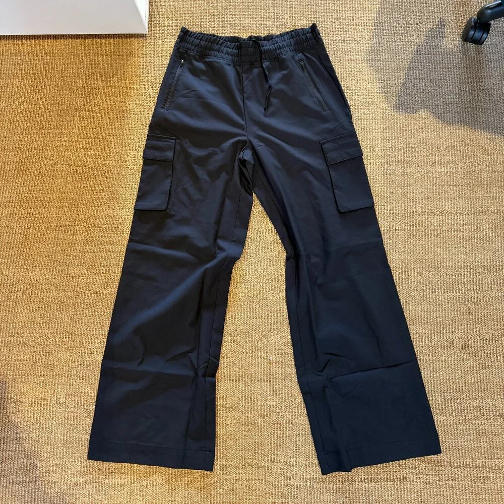 Beyond Yoga - City Chic Wide Leg Cargo Pant - BRAND NEW WITHOUT TAGS - Picture 7 of 9